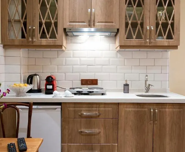 Level Suites - 203 Apartment *