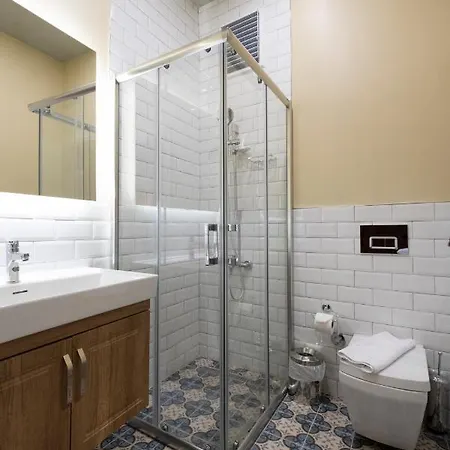 Daire Level Suites - 203 *